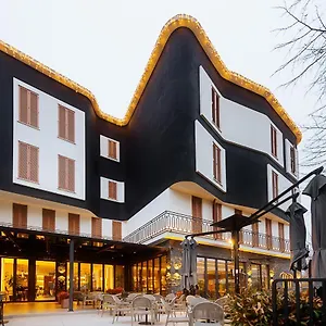 Hotel Park Plazza, Korce