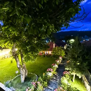Bujtina Shkodrani Bed & Breakfast