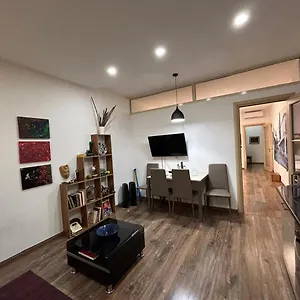 Marias In Blloku, , Tirana Albanien
